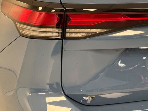 New 2026 Volkswagen Tiguan SE AWD/4WD image 25