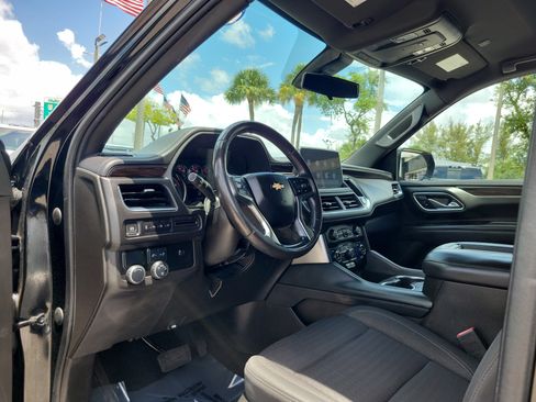 Used 2021 Chevrolet Tahoe LS RWD image 9