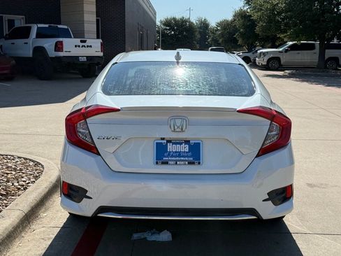 Used 2020 Honda Civic EX image 4