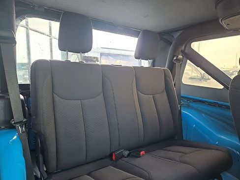 Used 2018 Jeep Wrangler Sport image 77