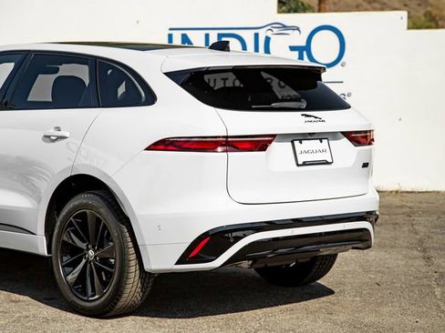 New 2026 Jaguar F-PACE R-Dynamic S image 10