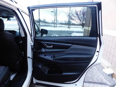 Used 2023 Subaru Ascent Onyx Edition image 39