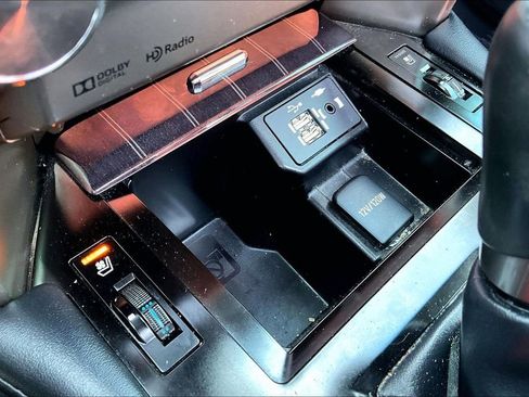 Used 2020 Lexus GX 460 Premium image 32