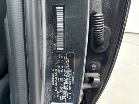 Used 2025 Kia K4 FWD image 13