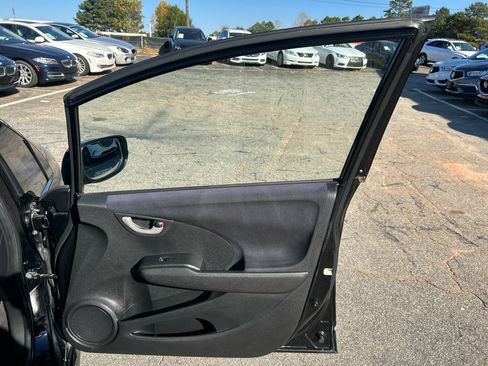 Used 2011 Honda Fit Sport image 31