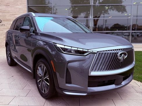 Certified 2026 INFINITI QX60 Luxe w/ Cargo Package FWD image 3