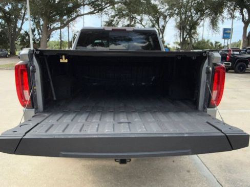 Used 2020 GMC Sierra 1500 SLT w/ SLT Premium Plus Package RWD image 15