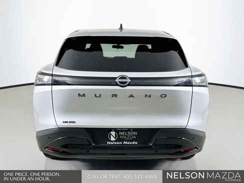 Used 2025 Nissan Murano SV FWD image 7