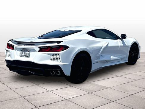 Used 2024 Chevrolet Corvette Stingray Preferred Cpe RWD image 9