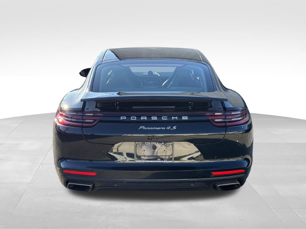 Used 2018 Porsche Panamera RWD image 9