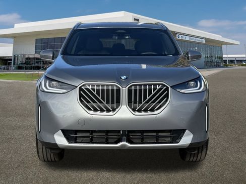 New 2026 BMW X3 xDrive30 image 3