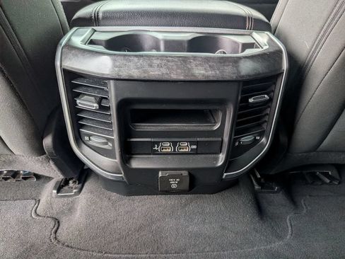 Used 2019 RAM 1500 Big Horn RWD image 34