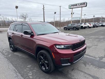 Used 2024 Jeep Grand Cherokee L Limited w/ Black Appearance Package