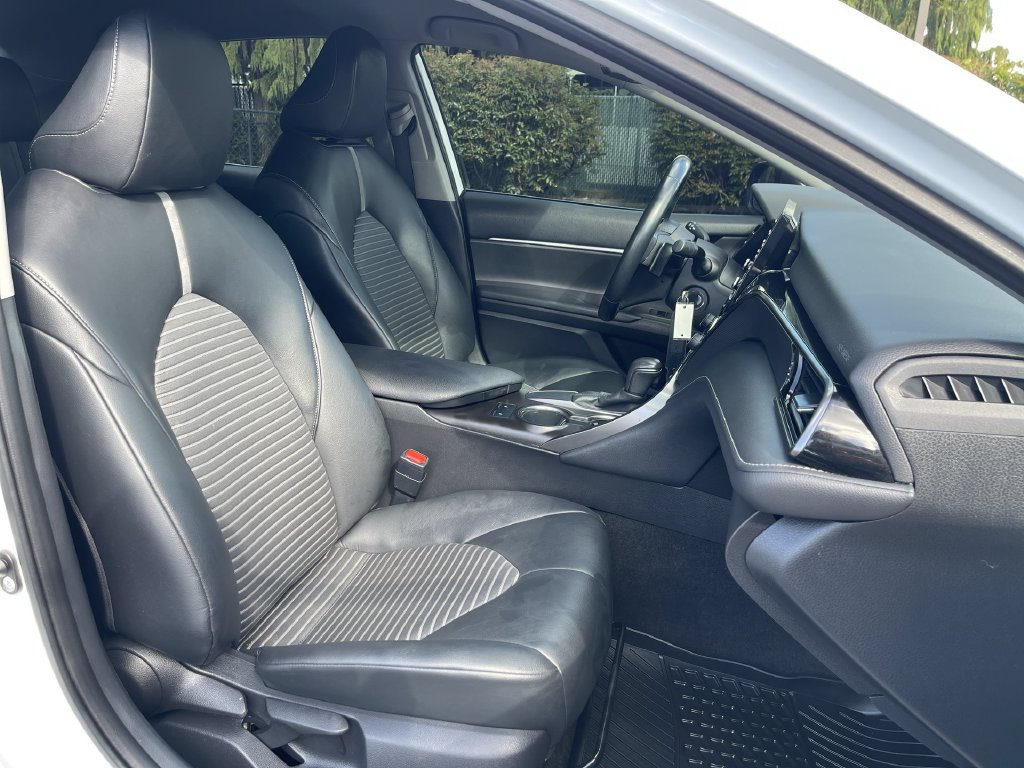 Used 2021 Toyota Camry SE FWD image 24