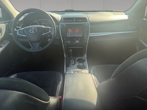Used 2015 Toyota Camry XSE w/ Advanced Technology Package FWD image 12