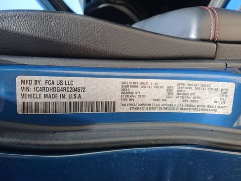 Used 2024 Dodge Durango GT RWD image 38