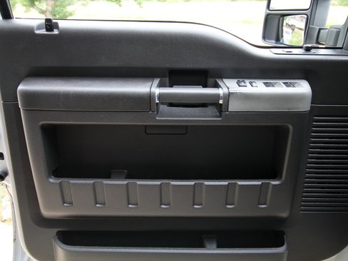 Used 2015 Ford F350 Lariat AWD/4WD image 19