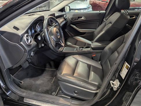 Used 2015 Mercedes-Benz GLA 250 4MATIC image 9
