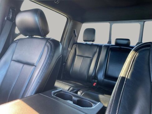 Used 2020 Ford F150 Lariat image 14