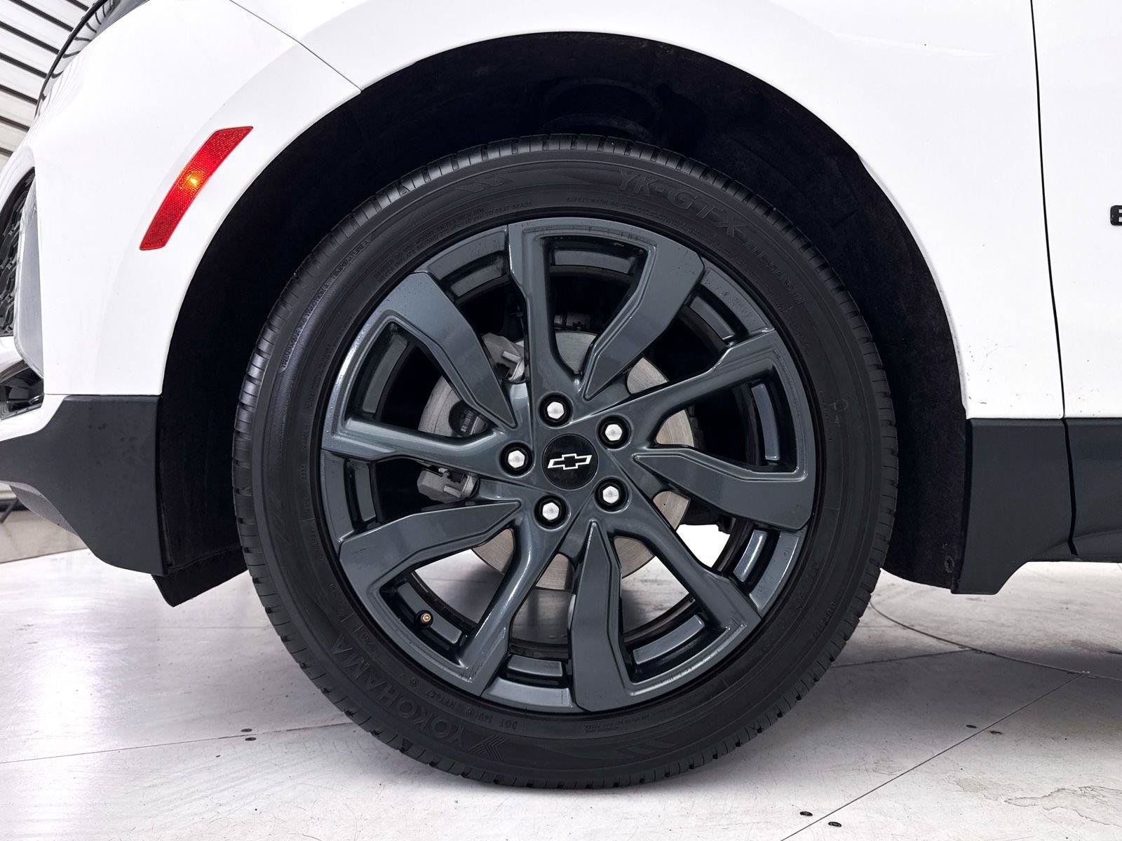 Used 2024 Chevrolet Equinox RS FWD image 13