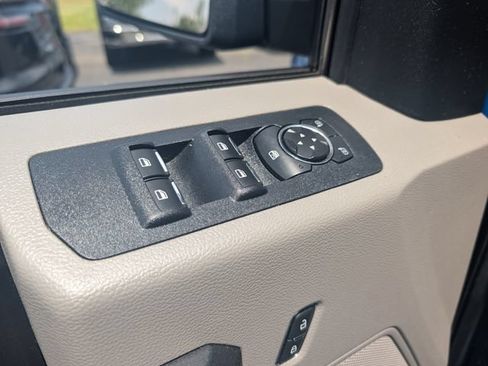 Used 2020 Ford F150 XL w/ Equipment Group 101A Mid AWD/4WD image 19