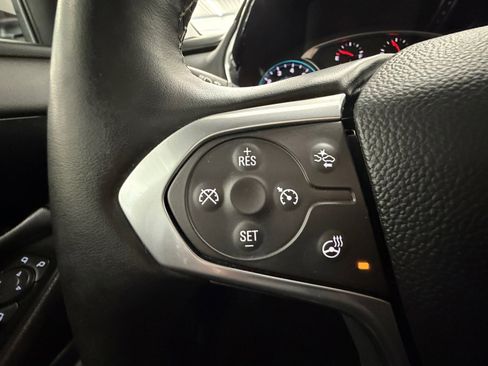 Used 2023 Chevrolet Traverse RS AWD/4WD image 18