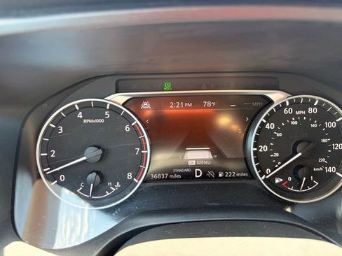 Used 2025 Nissan Rogue SV FWD image 24