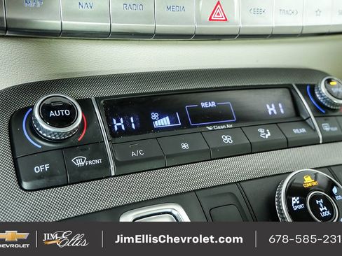 Used 2020 Hyundai Palisade Limited image 18