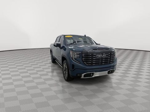Used 2024 GMC Sierra 1500 Denali Ultimate image 2