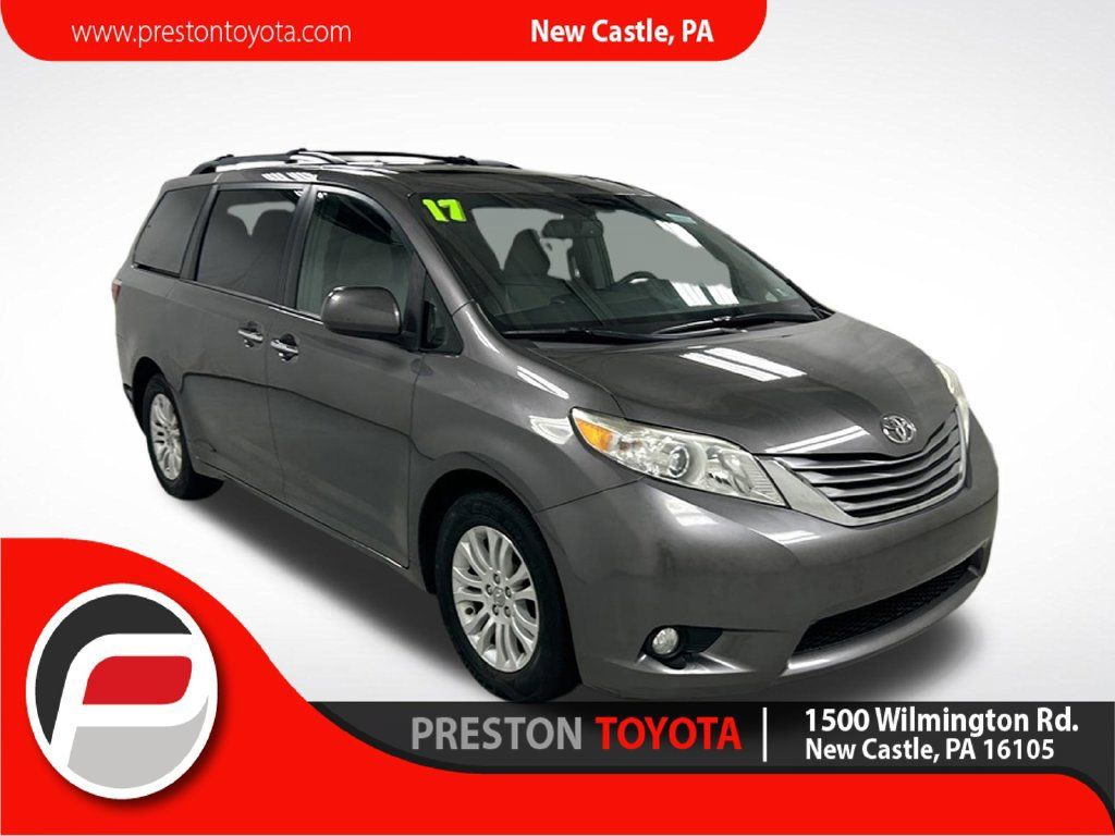 Used 2017 Toyota Sienna XLE w/ XLE Navigation Package FWD image 1