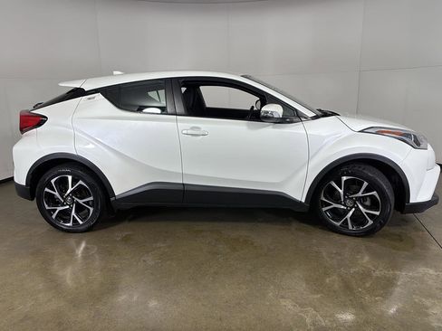 Used 2018 Toyota C-HR XLE image 13