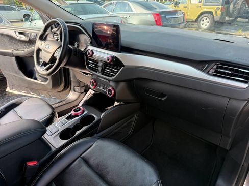 Used 2020 Ford Escape SEL AWD/4WD image 22