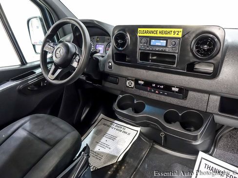 Used 2019 Mercedes-Benz Sprinter 144 image 19