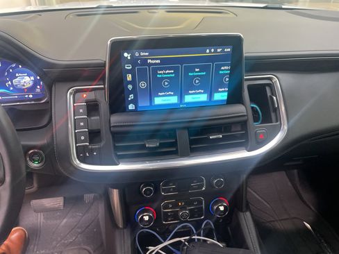 Used 2024 Chevrolet Tahoe Z71 w/ Luxury Package image 10