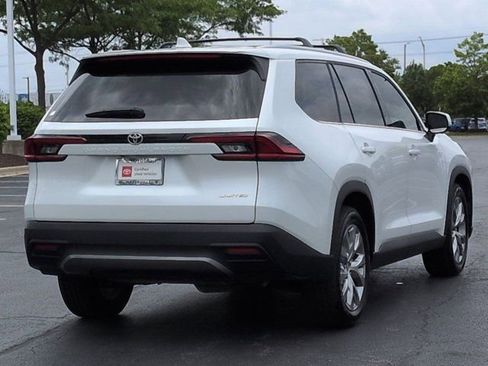 Certified 2025 Toyota Grand Highlander FWD image 5