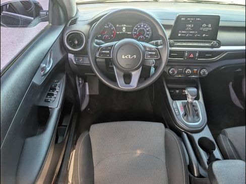 Certified 2024 Kia Forte LXS w/ LXS Technology Package FWD image 8