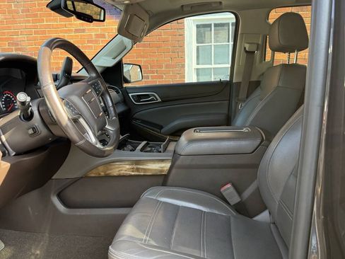 Used 2016 GMC Yukon XL Denali w/ Open Road Package AWD/4WD image 7