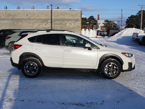 Used 2019 Subaru Crosstrek 2.0i Premium w/ Eyesight System image 4