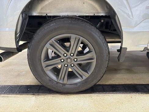 Used 2023 Ford F150 Lariat w/ Equipment Group 502A High AWD/4WD image 16