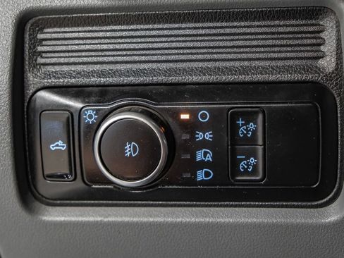 Used 2023 Ford F350 XLT w/ FX4 Off-Road Package AWD/4WD image 29