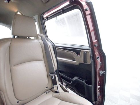 Used 2019 Honda Odyssey EX-L image 11