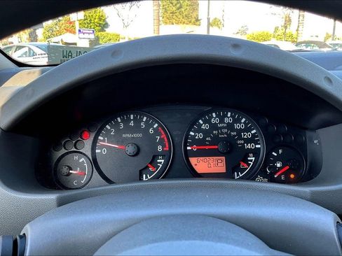 Used 2019 Nissan Frontier SV image 11