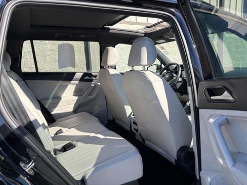Used 2023 Volkswagen Tiguan SE R-Line AWD/4WD image 14