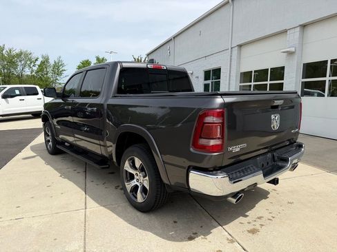 Used 2019 RAM 1500 Laramie AWD/4WD image 7