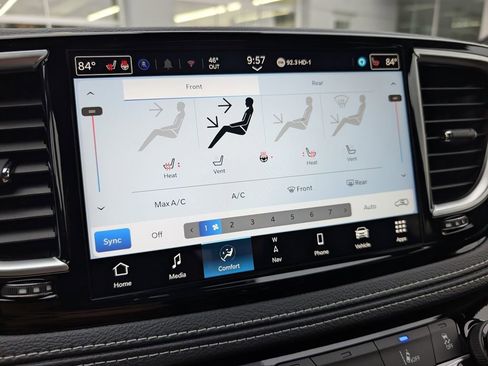 New 2026 Chrysler Pacifica Limited w/ S Appearance Package FWD image 27