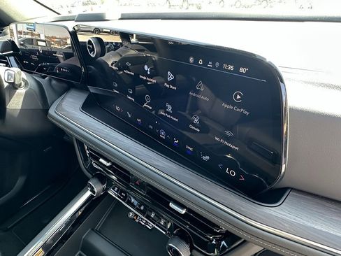 New 2026 Chevrolet Suburban Z71 w/ Comfort Package image 14