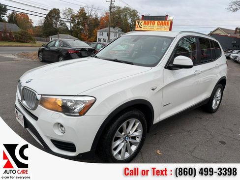 Used 2017 BMW X3 xDrive28i image 3