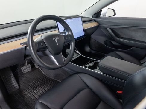 Used 2018 Tesla Model 3 Long Range image 12