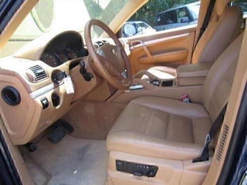 Used 2009 Porsche Cayenne AWD/4WD image 4
