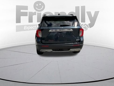 Used 2023 Ford Explorer XLT w/ Equipment Group 202A AWD/4WD image 11